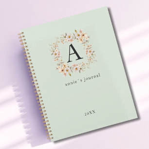 Agenda Verde de Monograma Floral Personalizado