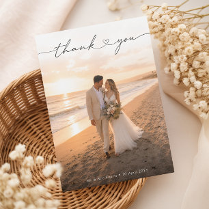 Agradecimento Cartão de Casamento com Letra em Script Romântico