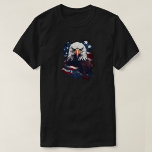 Águia Com Camiseta Da Bandeira Americana