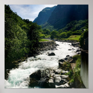 Aldeia de fiorde mágico na Poster da Noruega