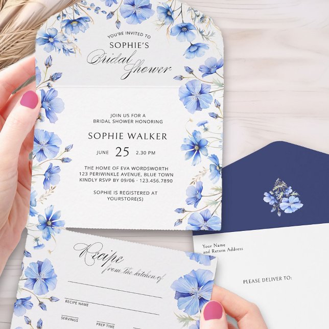 Algo de Chá de panela azul e rasgão (Trifold Invitation with detachable Recipe Card from Something Blue Floral Bridal Shower Collection)
