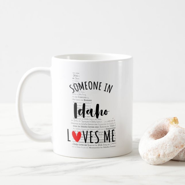 Alguém Em Idaho Me Ama A Mapear Caneca De Café (Com Donut)