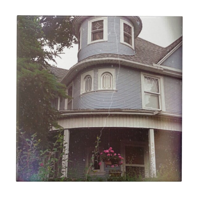 Alguém está assistindo (Frente)