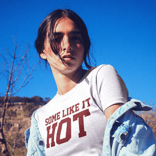 ALGUMAS GOSTAM DO T-SHIRT DE 1980