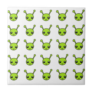 Aliens verdes bonitos