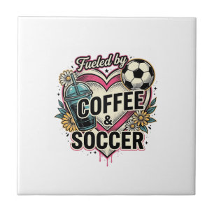 Alimentado Por Café E Futebol Design De Camiseta V