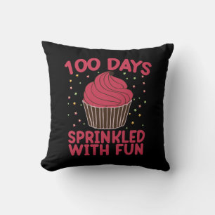 Almofada 100 Dias Salpicados Com Diversão Cupcake Garota da