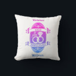 Almofada 11 anos de casamento tradicional da 11 de Aço<br><div class="desc">Você pode personalizar os nomes de marido e esposa. Se você quiser ajuda para personalizar este design, por favor, sinta-se à vontade para usar este botão de design, que está imediatamente abaixo deste texto. Um aniversário romântico de casamento projetado para pessoas celebrando 11 anos de casamento. O aço é o...</div>