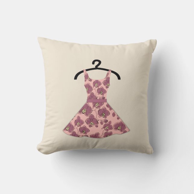 Almofada 60, vestido (Frente)