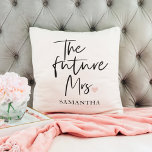 Almofada A futura Sra. e o seu nome | Presente de Beleza Mo<br><div class="desc">A futura Sra. e o seu nome | Presente de Beleza Moderna</div>