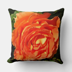 Almofada A laranja aumentou floral bonito de I