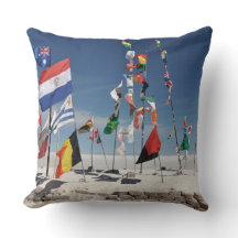 A United World in the Heart of the Salar de Uyuni