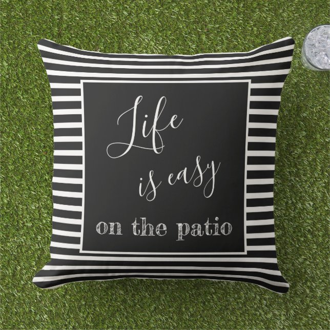 Almofada A Vida É Fácil Citar Nome Personalizado Da Família (Grama)