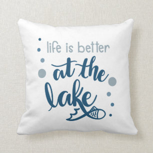 Almofada a vida é melhor no travesseiro do lago