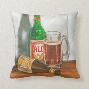 Almofada A Vida Estática com Cerveja por Jennifer Goldberg