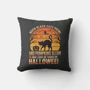 Almofada Abóbora de Gato Preto Desenho Vetorial de Hallowee