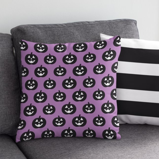 Almofada Abóbora Lanterna de Jack Roxo no Halloween (Criador carregado)