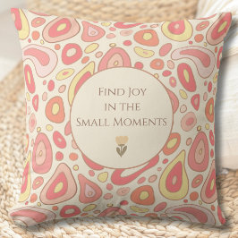 Almofada Abstract Throw Pillow with Heartfelt Message