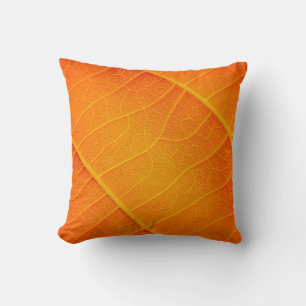 Almofada Abstrato fechar um texto em folha laranja e amarel