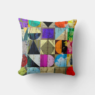 Almofada Abstrato Geométrico: Traços e Placas