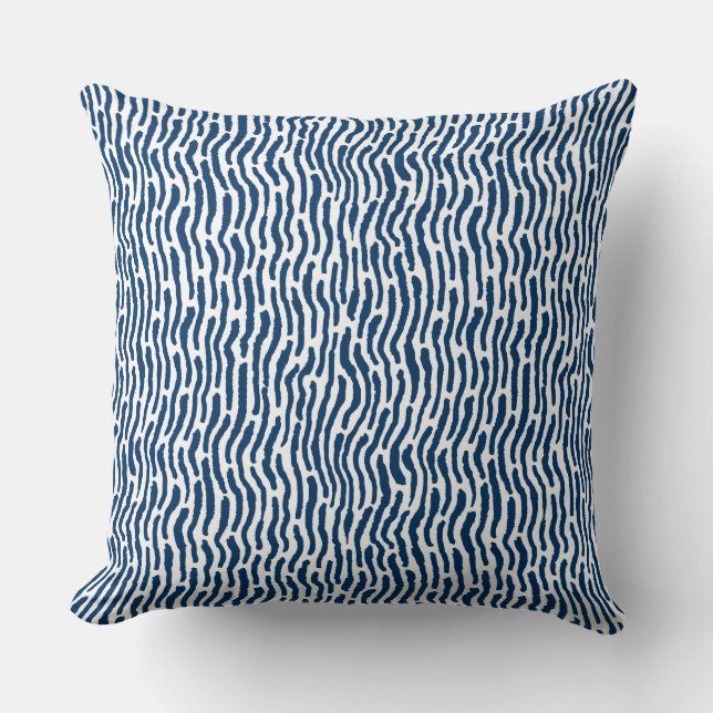 Almofada Abstrato Shibori Style Stripes - Azul em Branco (Frente)