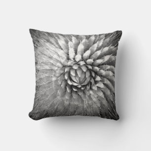 Almofada Agave Spikes ao Sudoeste Preto e Branco Praça B&W