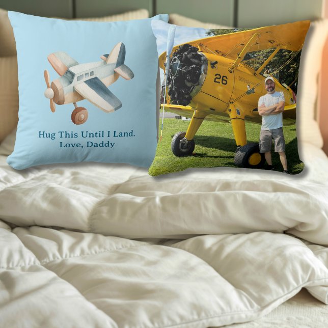 Almofada Airplane Photo Hug This Until I Land Cute Blue Boy (Criador carregado)