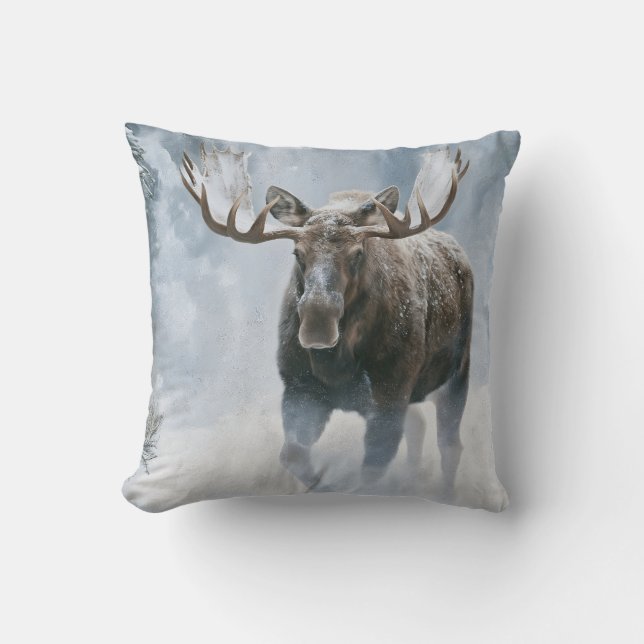 Almofada Alce Macho Caminhando pela Neve Boreal (Frente)
