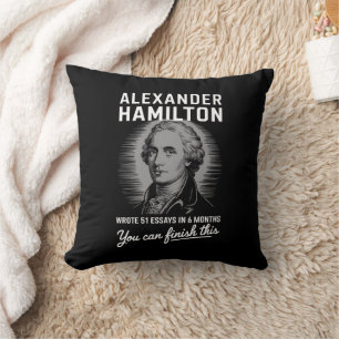 Almofada Alexander Hamilton Escreveu 51 Ensaios Em 6 Meses