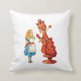 Almofada Alice e a Rainha Vermelha