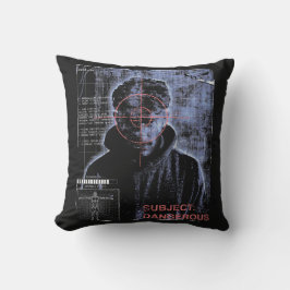 Almofada Alvo - Design de roupa contínua tecno-brutalista