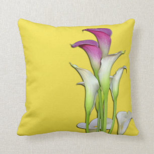 Almofada Amarelo do buquê do lírio de Calla