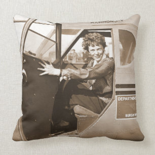 Almofada Amelia piloto Earhart 1936