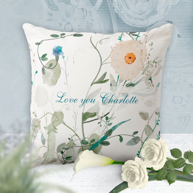 Almofada Amo-Te Romântico Aquarela Lace De Flor Selvagem (Love You Romantic Watercolor Floral Delicate Lace Throw Pillow ©Susanne Sachers - Sunny Mind Design)