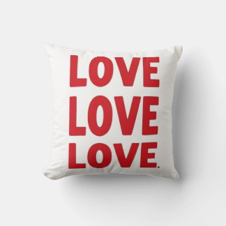 Almofada Amor Amor Amor – Tipografia Negrito de Design de D