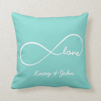 Almofada Amor da infinidade com fundo de Quatrefoil