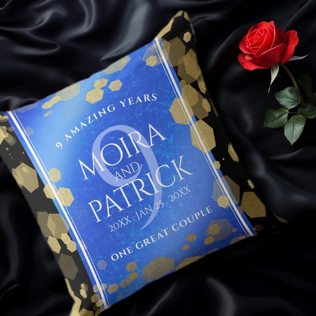 Almofada Aniversário Casado do Elegante Nove Lapis Lazuli (EO 9th Lapis Lazuli Wedding Anniversary Throw Pillow on Black Silk Cover Photo)