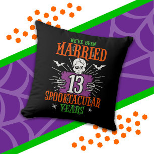 Almofada Aniversário de 13 anos de casamento Halloween Spoo