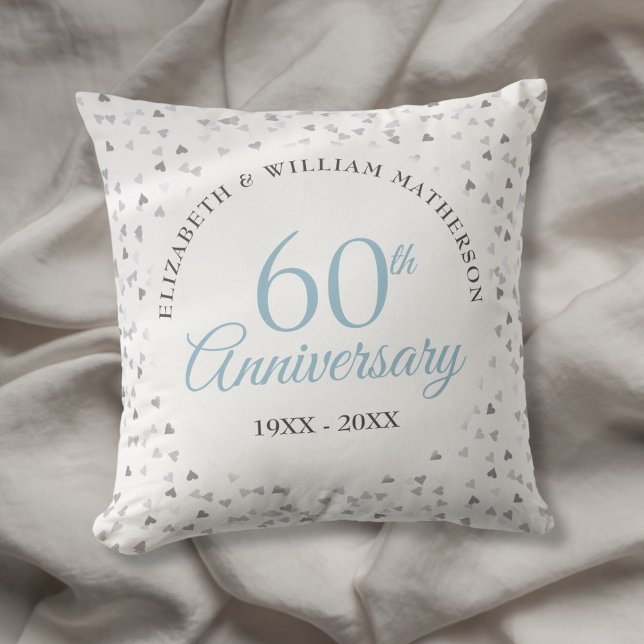 Almofada Aniversário de Diamante de 60 Anos de Casamento Co (60th Wedding Diamond Anniversary Hearts Confetti Throw Pillow)