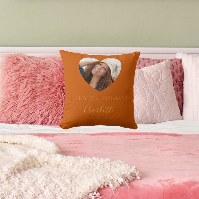 Almofada Aniversário queimado com nome de foto laranja (Criador carregado)