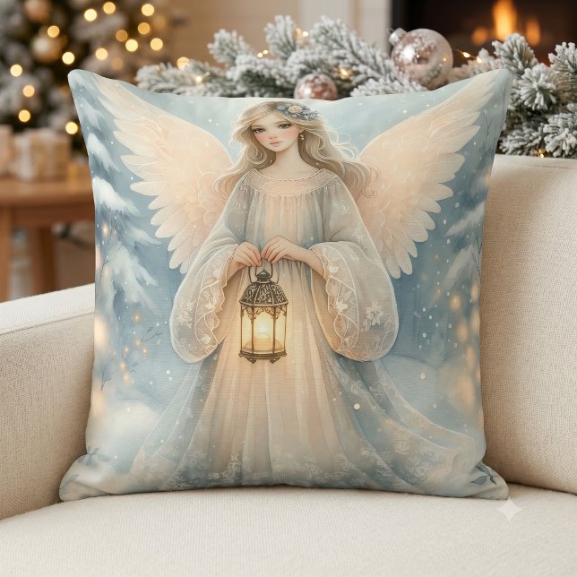 Almofada Anjo Celestial de Inverno Lanterna da Graça (Celestial Winter Angel Lantern of Grace Throw Pillow)