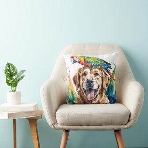 Almofada Aquarela de Arara e um Retriever Dourado