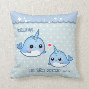Almofada Arco-íris bonito narwhal nas bolinhas brancas &