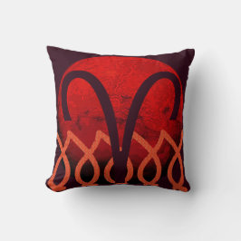 Almofada Aries Throw Pillow