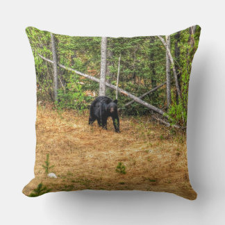 Almofada Arte Fotográfica do Urso Negro Selvagem e Floresta