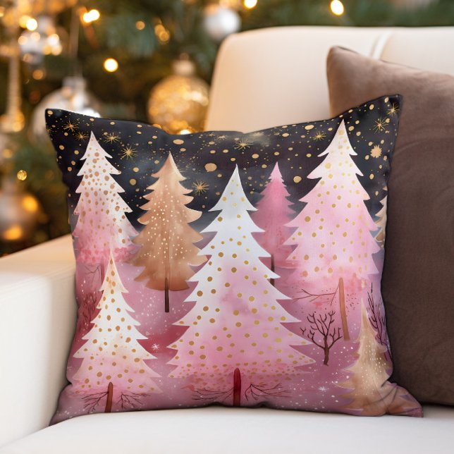 Almofada Árvores de Natal Douradas, cor-de-rosa, flocos de  (Pink Christmas trees and gold snowflakes on black holiday decorator pillow)