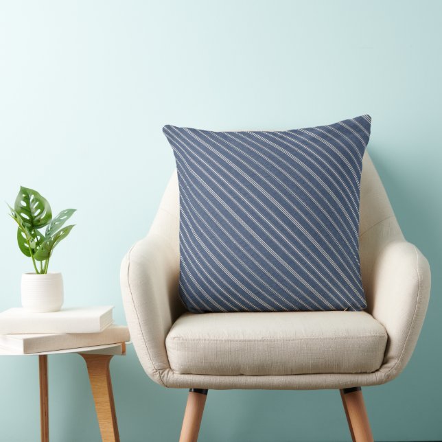 Almofada Azul de Jeans Padrão Listrado Azul e Branco (Cadeira)