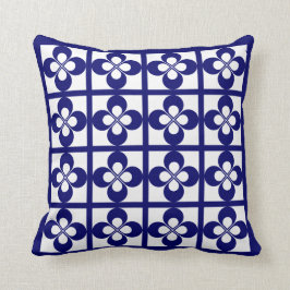 Almofada Azul Marinho Escuro em Floral Geométrico Branco