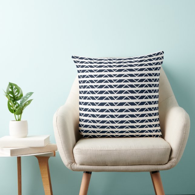 Almofada Azul Marinho Listras em Chevron Branco (Cadeira)