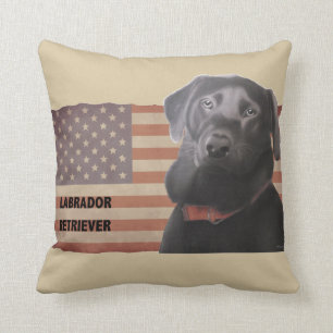 Almofada Bandeira americana bonita de labrador retriever